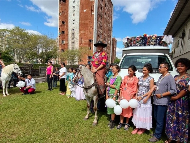 Dia do Gaúcho: cavalgada do CTG Porteira Aberta mobiliza São Miguel do Oeste